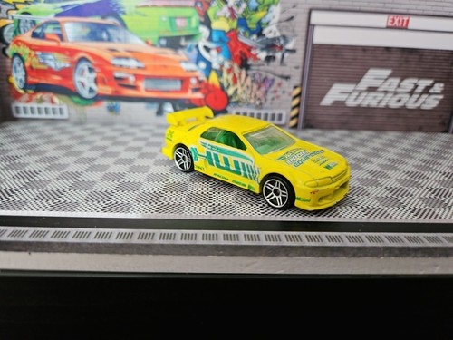 Vintage hot wheels nissan - hot,