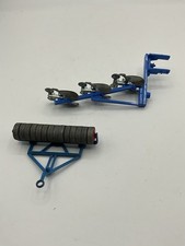 Britains Farm Bundle Ransomes TS59 3-Furrow Plough And 9550 Cambridge Roller BB1