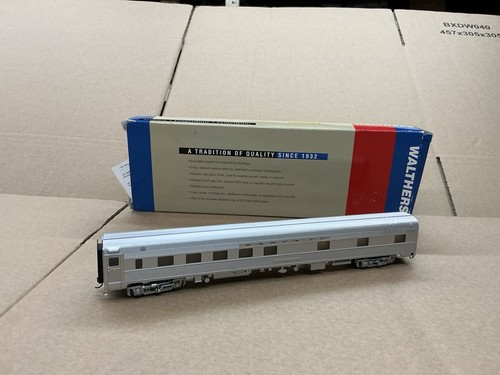 Walthers scale passenger - ho,