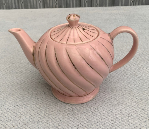 Small retro sadler vintage - retro,