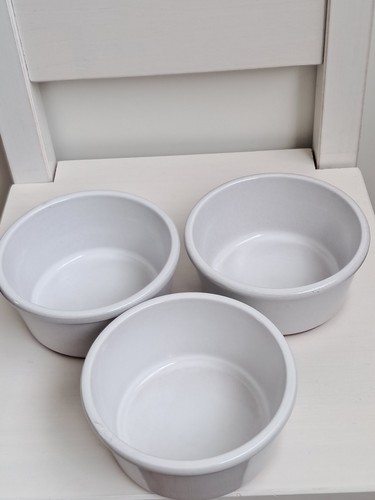 White ceramic ramekins - white,