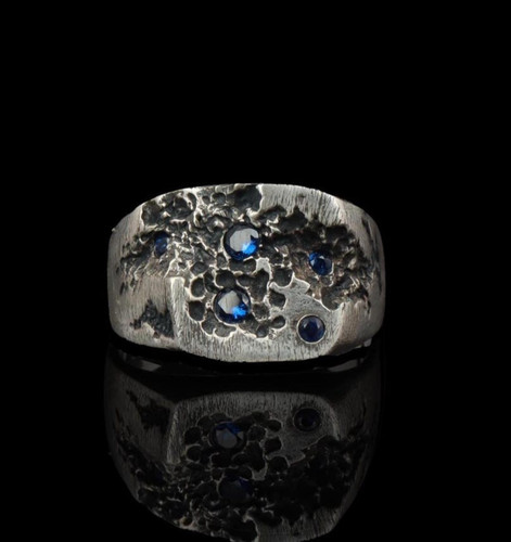 Blue sapphire mens - blue, signet