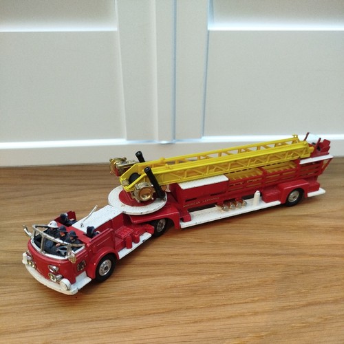 Vintage corgi 1143 - corgi, la
