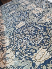HONEYSUCKLE Navy Tapestry
