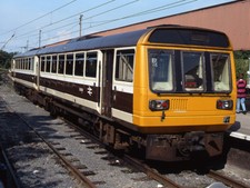 PHOTO  1993 A CLASS 142 SET AT LANCASTER RAILWAY STATION 1993 (5) A CLASS 142 SE