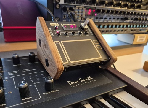 Korg nts kaoss pad - solid, oak