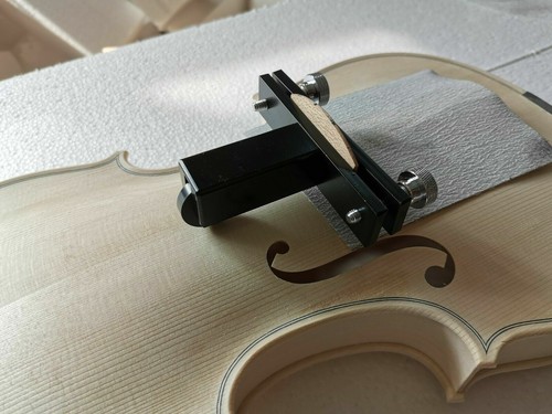 Violin bridge clamp - clamp, hold
