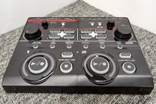 BOSS RC-202 Loop Station table top Multi-Effects Pedal Test Completed