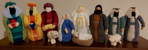 Hand knitted nativity set mary - hand,