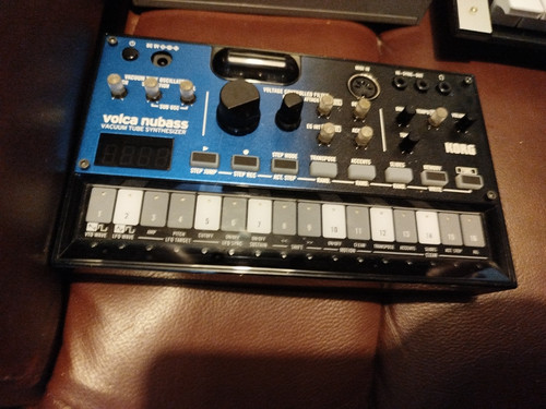 Korg volca nubass vacuum - nubass,