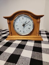 Vintage Daniel Dakota Desk Mantle Clock Quartz Wood Roman Numeral Preowned Works