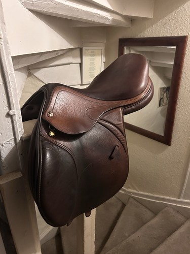 Prestige meredith jump saddle - prestige,