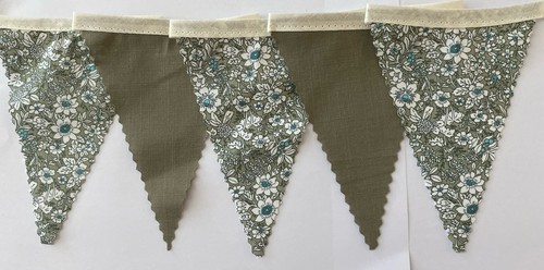 Vintage meadow floral - vintage, sage