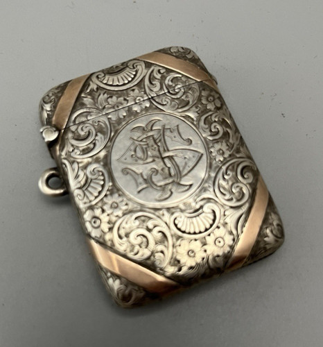 Victorian silver gold vesta - &,