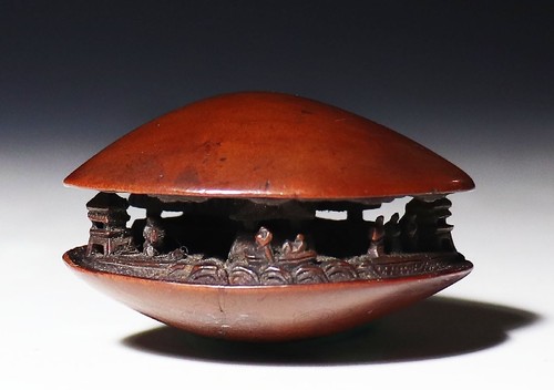Japan antique netsuke wood - antique,
