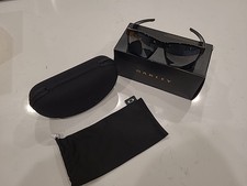 Oakley Men's Targetline Sunglasses Polished Black/ Black Iridium Polarized O9397