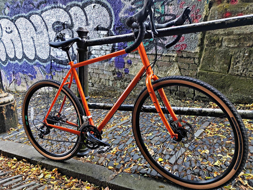 Orange 700c gravel bike drop - orange,