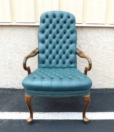 Vintage chesterfield style - chesterfield,