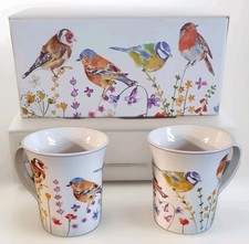 BOXED SET OF 2 LEONARDO COLLECTION GARDEN BIRDS FINE CHINA MUGS LESSER & PAVEY  