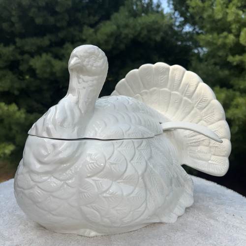 Vintage italy white turkey - italy,