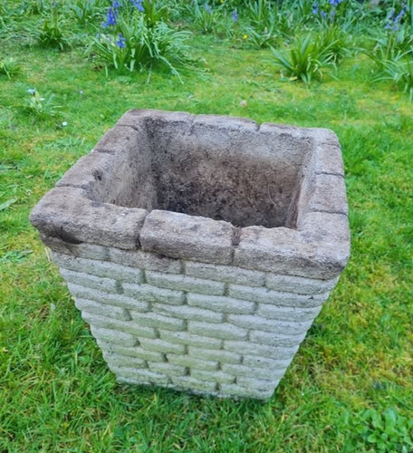 Vintage square concrete - vintage,