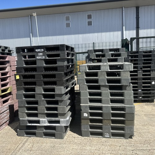 Plastic short euro - plastic, pallets