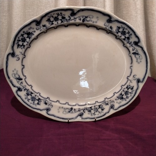 Vintage serving plate - 18",