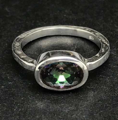 Mystic topaz oval - ring,, solid