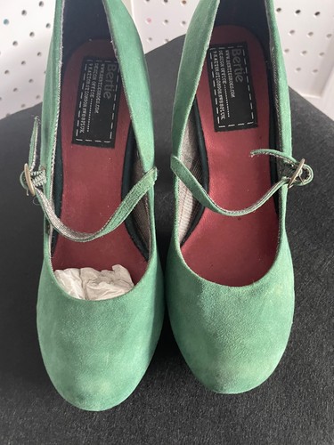 Bertie green suede platform - green,
