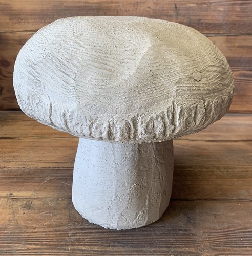 Stone garden traditional large - traditional,