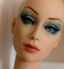 Doll Sybarite Swallow perdažymas Superdoll Superfrock 16' inches 40 cms