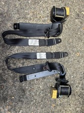 VW T4 CARAVELLE REAR SEATBELTS
