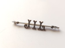 Antique White Gold Tone Unmarked Metal Paste Set Jil Bar Brooch Style Namesake 