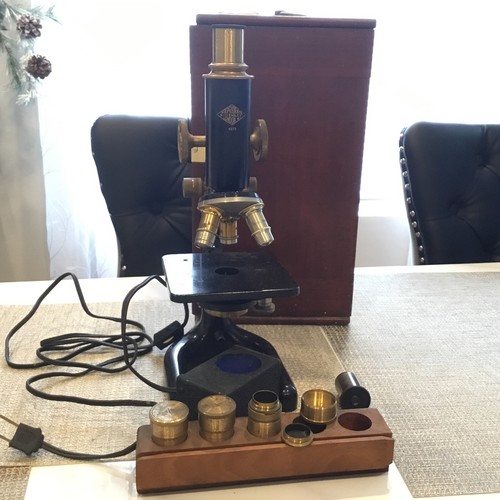 Antique prior microscope - w.r.,