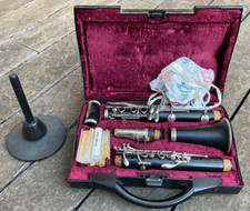 Buffet Crampon B12 Clarinet complete with case, stand, accessories
