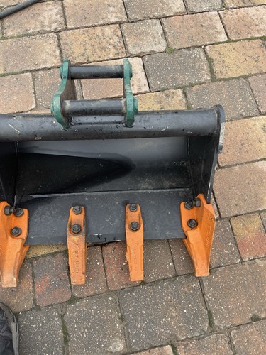 Digger bucket with 30mm - digger,