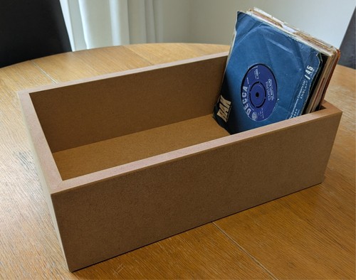 Record box holds 130 - holds,