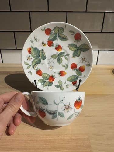 Roy kirkham alpine strawberry - kirkham,