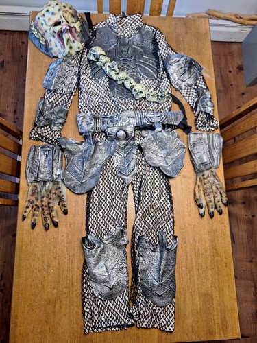 Predator halloween costume - predator,