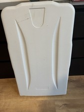 BABY CHANGING TABLE Wall