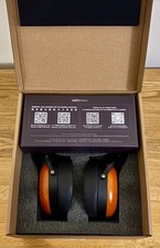 HIFIMAN SUNDARA Closed Back Headphones Over Ear Planar Maple Wood