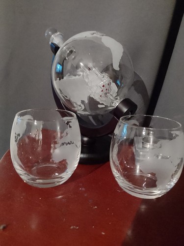 Globe drinks decanter - drinks, 2globe