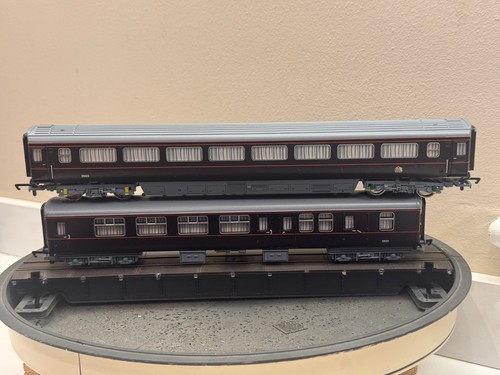 Hornby royal coaches mk2 - hornby, x2