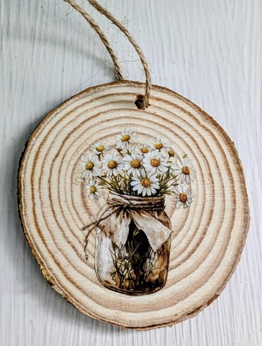 Decorated log slice - log,