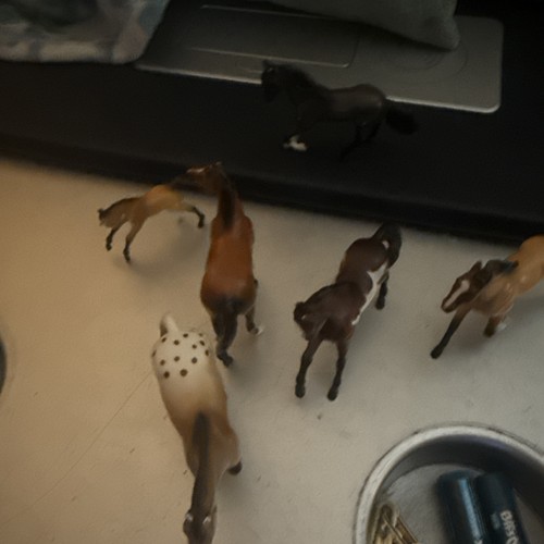 Breyer miniature horse lot - breyer,