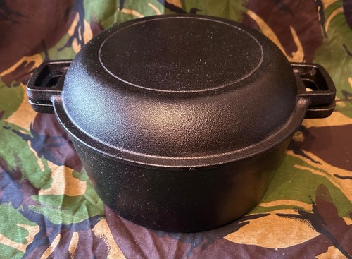 Cast iron cooking pot - and, lid