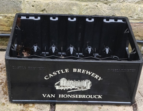 Castle brewery van - castle, honsebrouck
