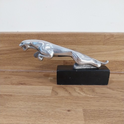 Jaguar leaper bonnet mascot - bonnet,