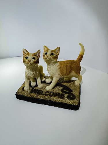 Leonardo collection cat - collection,