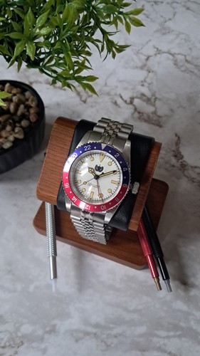 Custom mod watch crystal - -, 'crystal